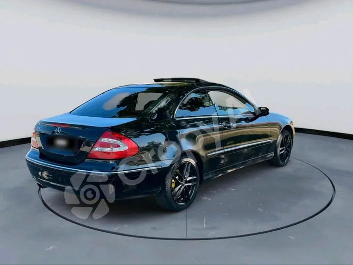 Mercedes-Benz CLK 320