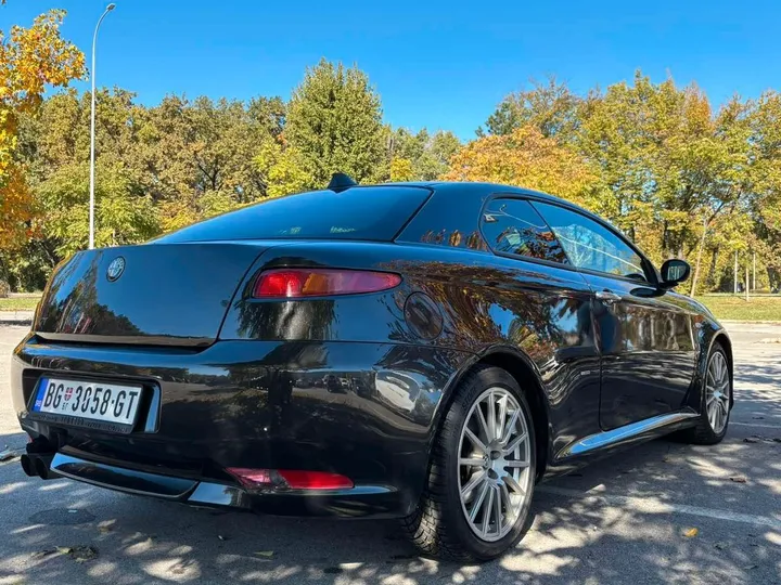 Alfa Romeo GT
