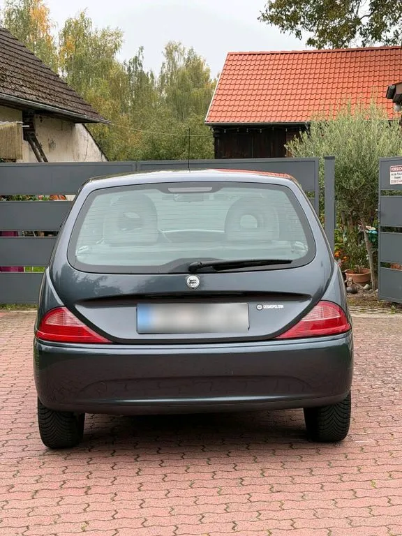 Lancia Ypsilon