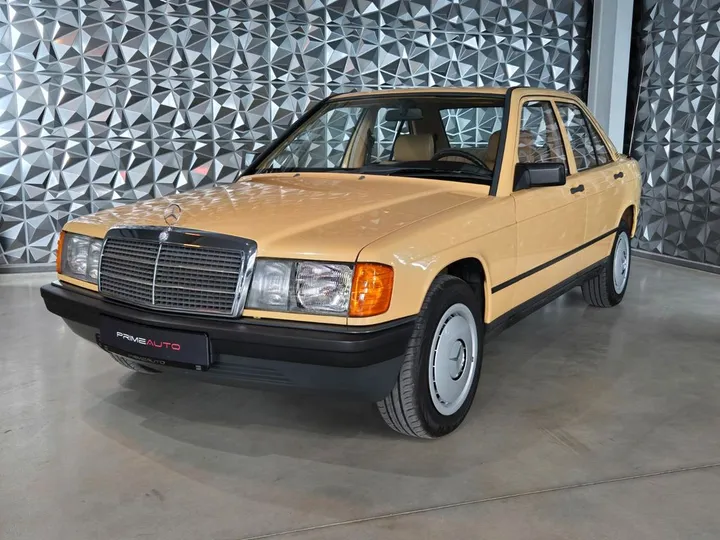 Mercedes-Benz 190