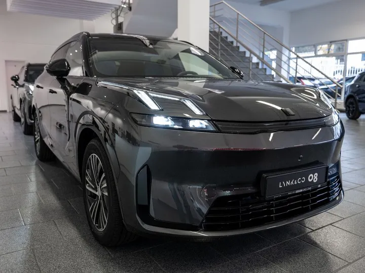 Lynk&Co 08