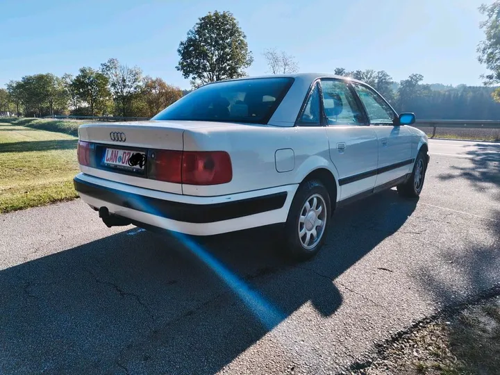 Audi 100