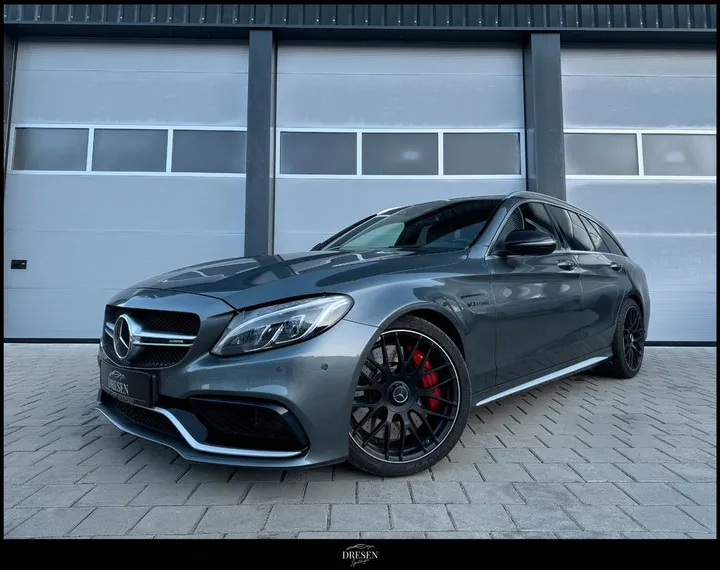 Mercedes-Benz C 63 AMG