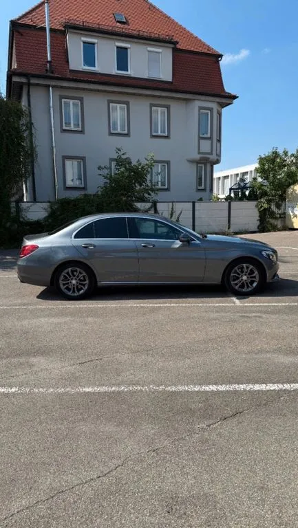 Mercedes-Benz C 180