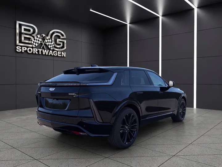 Cadillac LYRIQ