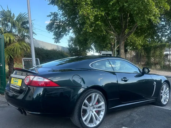 Jaguar XKR