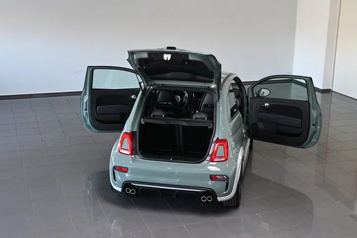 Abarth 695