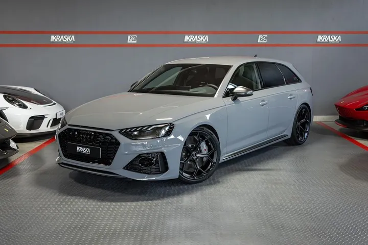 Audi RS4