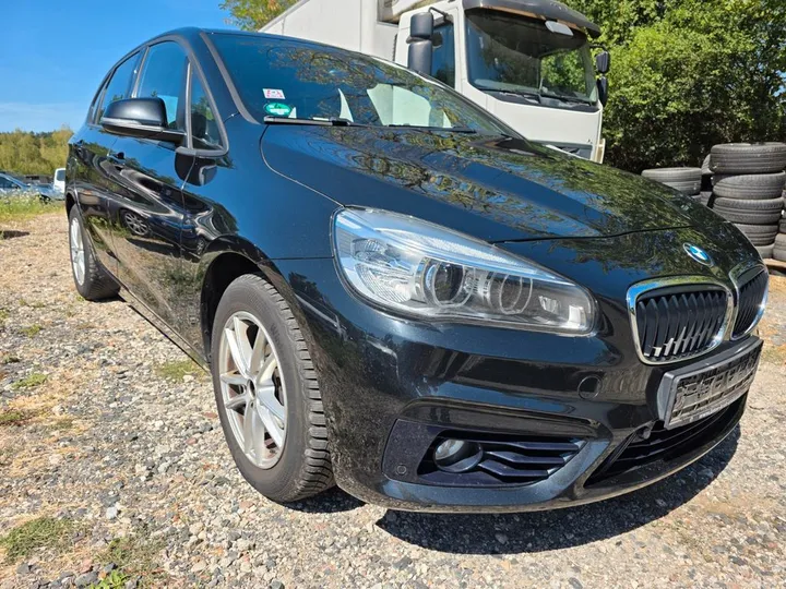 BMW 220