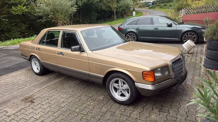 Mercedes-Benz S 500