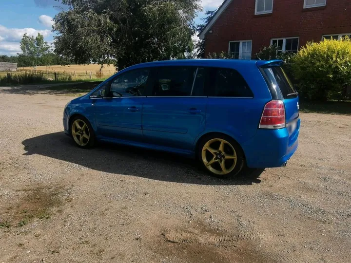 Opel Zafira
