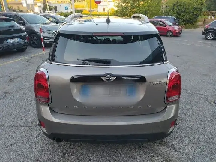 MINI Countryman D (Cooper)