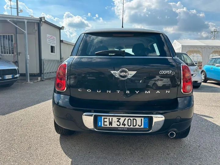 MINI Countryman D (Cooper)