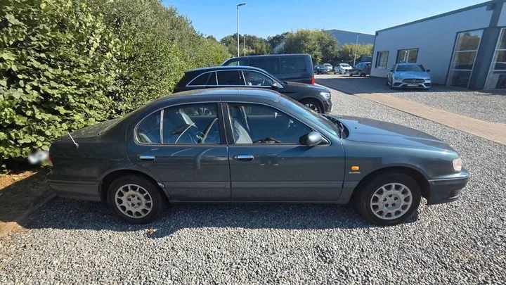 Nissan Maxima