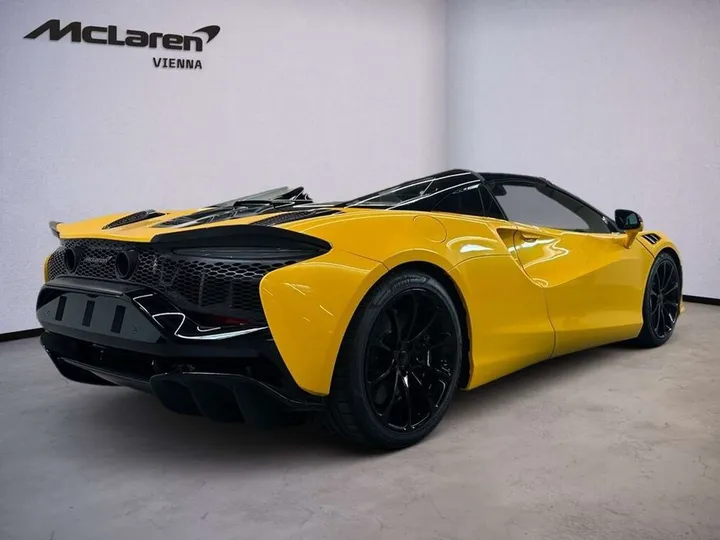 McLaren Artura
