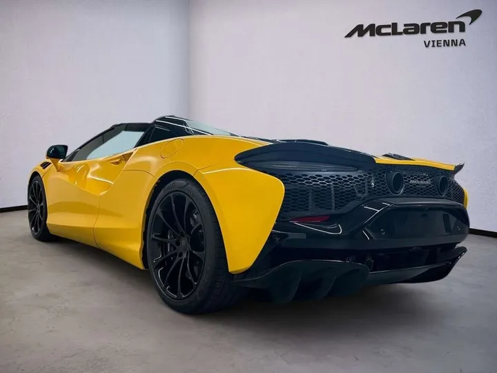 McLaren Artura