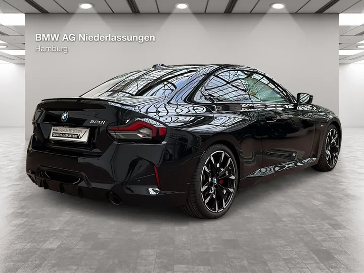 BMW 220
