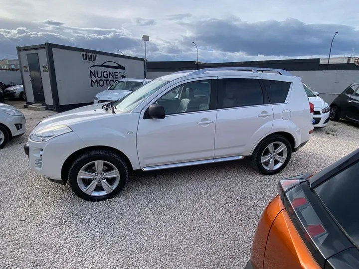 Peugeot 4007