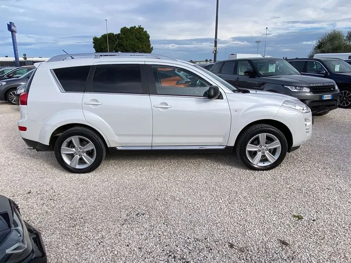 Peugeot 4007