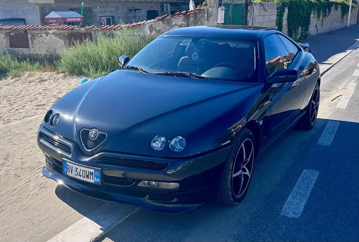 Alfa Romeo GTV