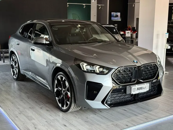 BMW X2