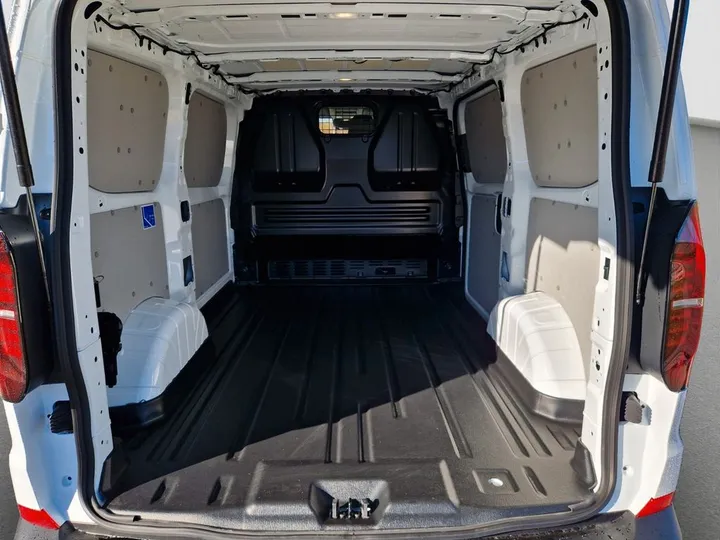 Volkswagen T7 Transporter