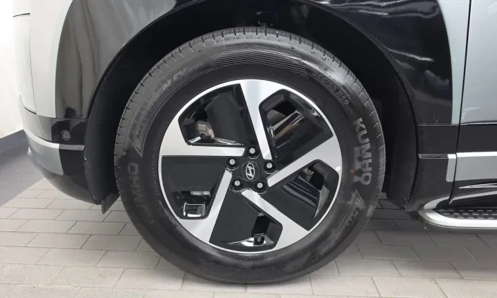 Hyundai Ioniq9