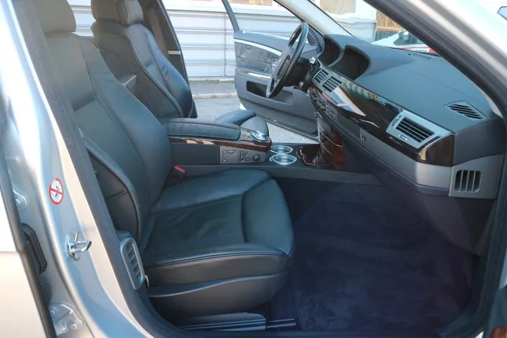 BMW 760