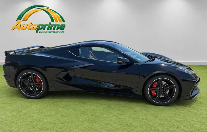 Corvette C8