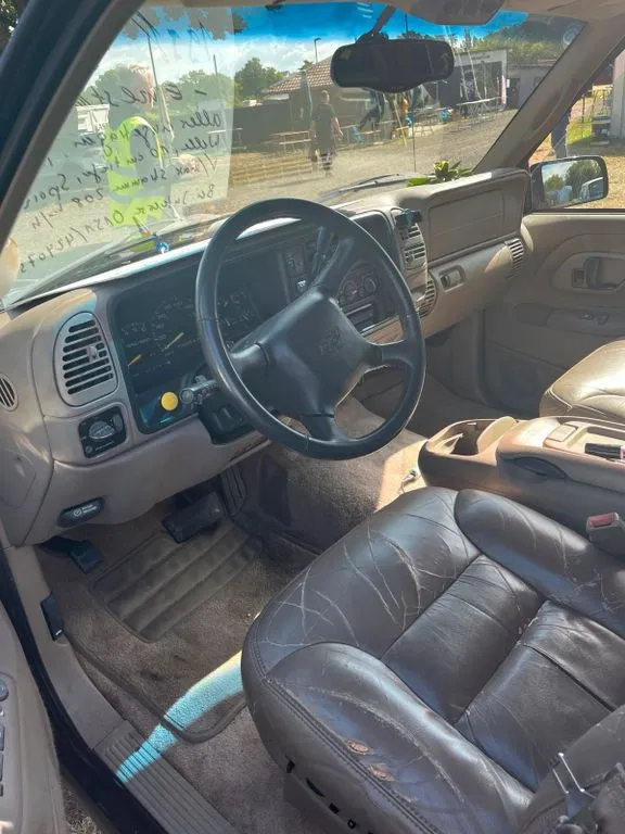 Chevrolet Suburban