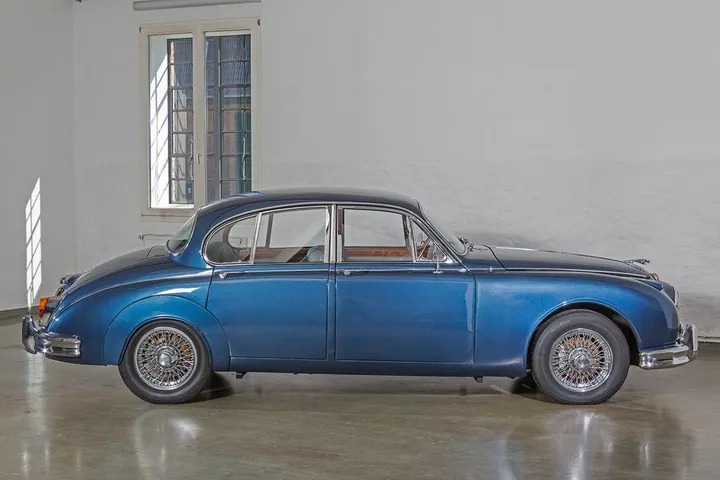 Jaguar MK II