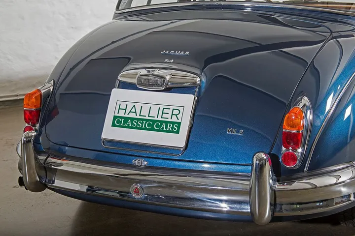 Jaguar MK II
