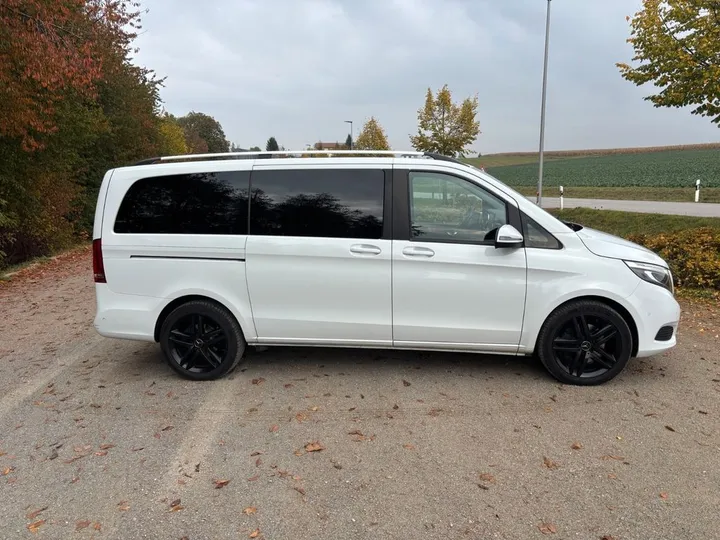 Mercedes-Benz V 250