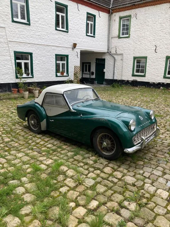 Triumph TR3