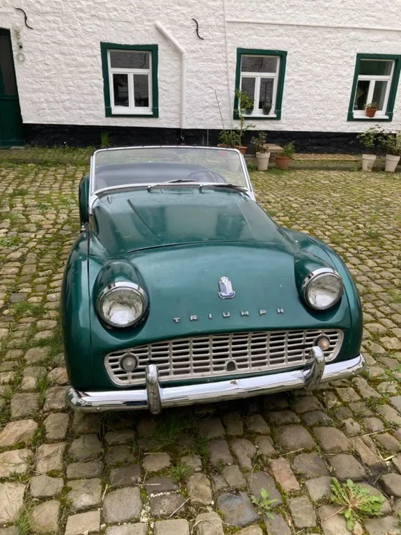 Triumph TR3