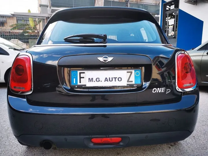 MINI One D