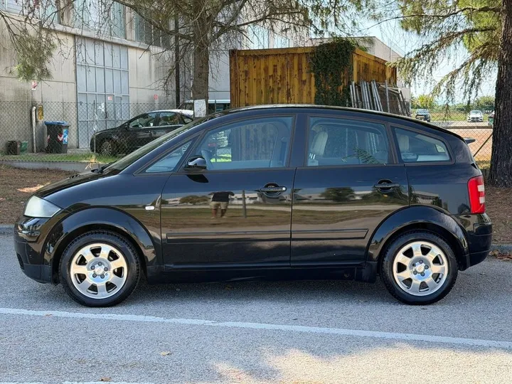 Audi A2