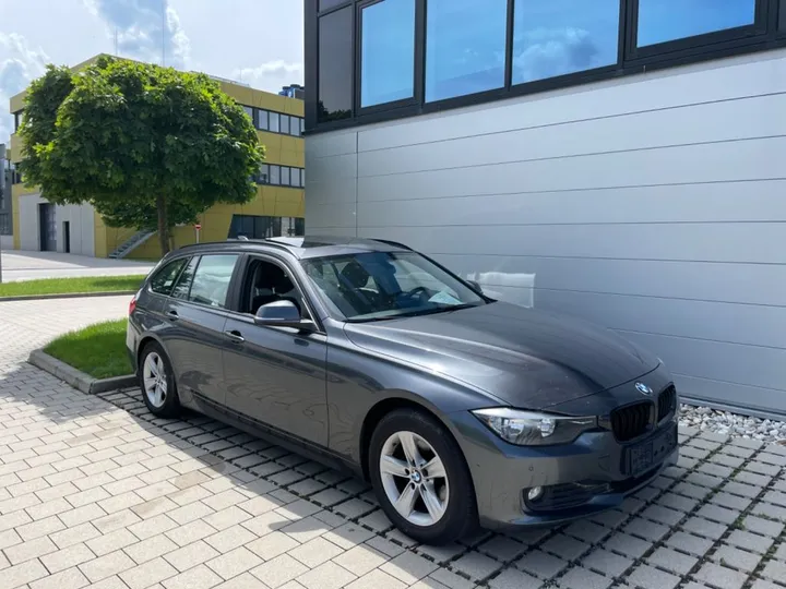 BMW 320