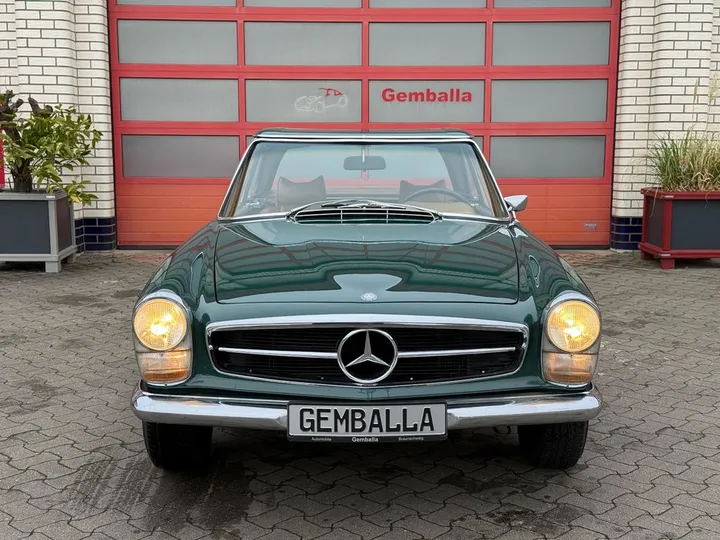 Mercedes-Benz 280