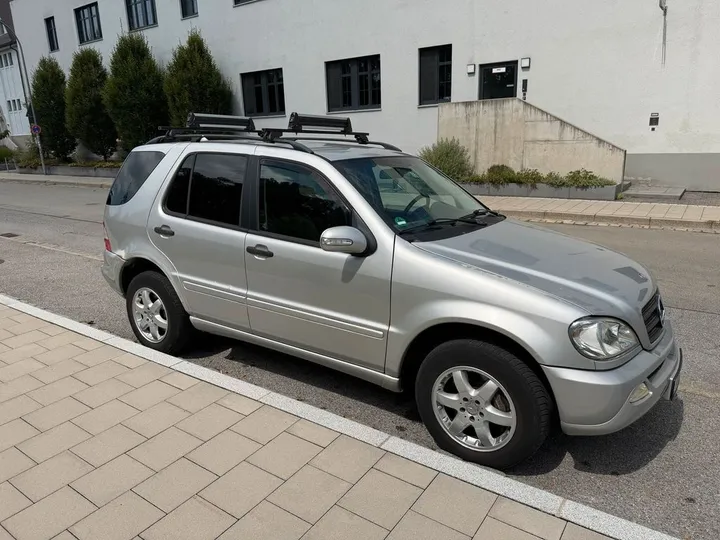 Mercedes-Benz ML 270