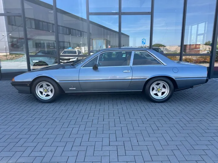 Ferrari 400