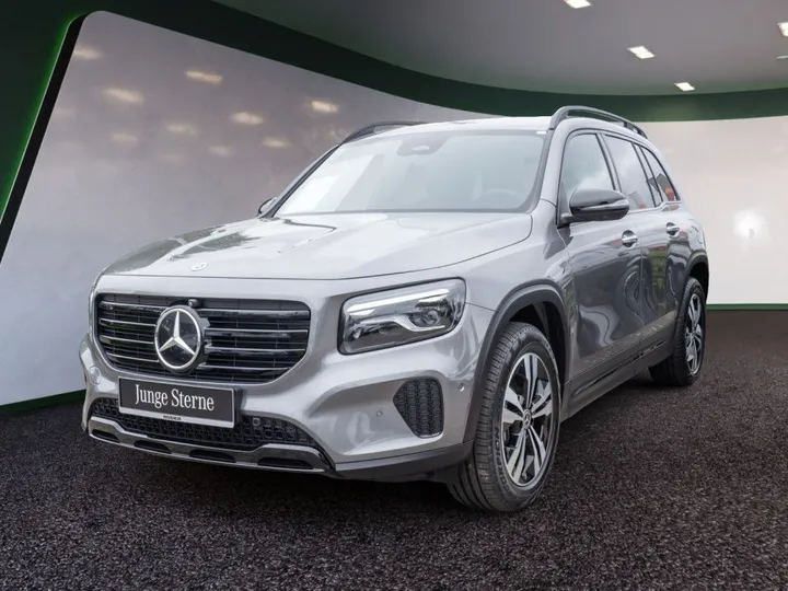 Mercedes-Benz GLB 180