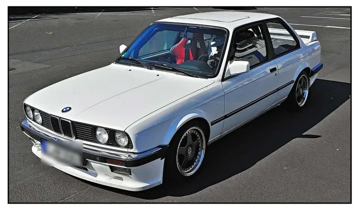 BMW 325