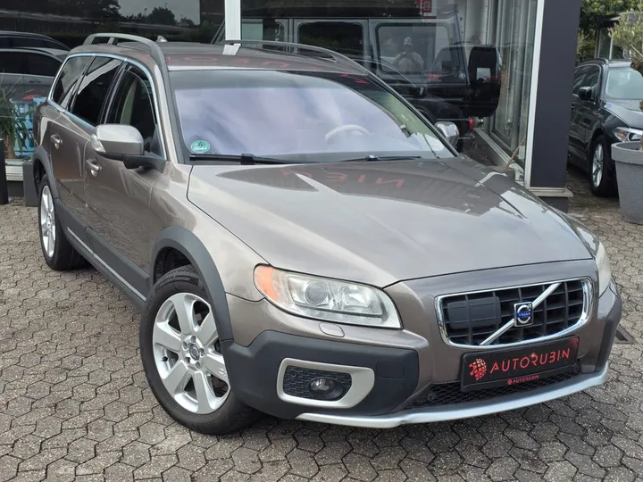 Volvo XC70