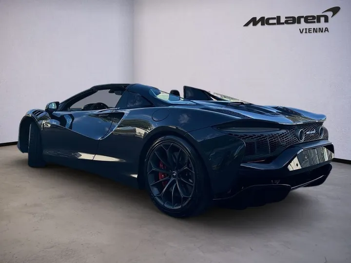 McLaren Artura