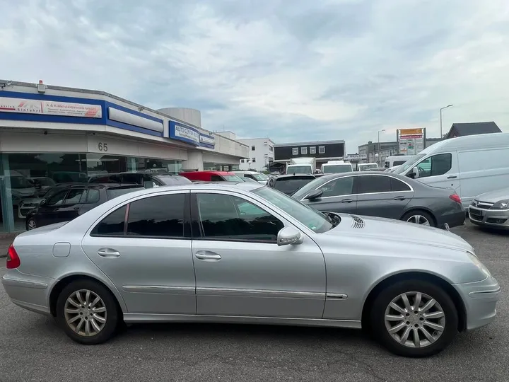 Mercedes-Benz E 280