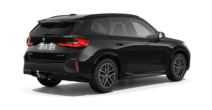 BMW iX1