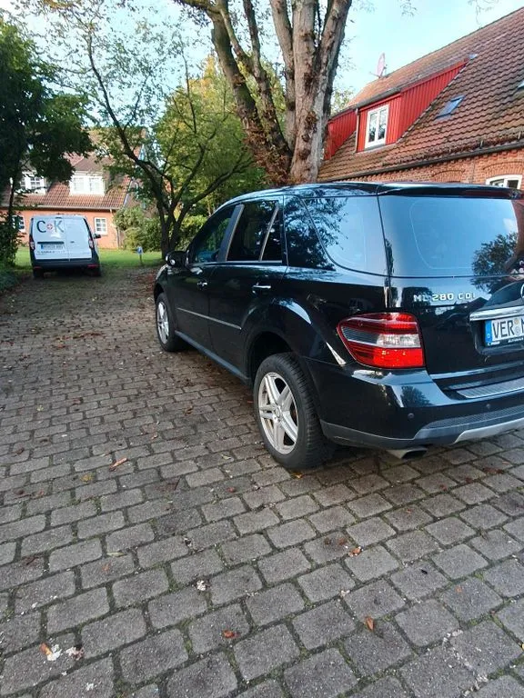 Mercedes-Benz S 280