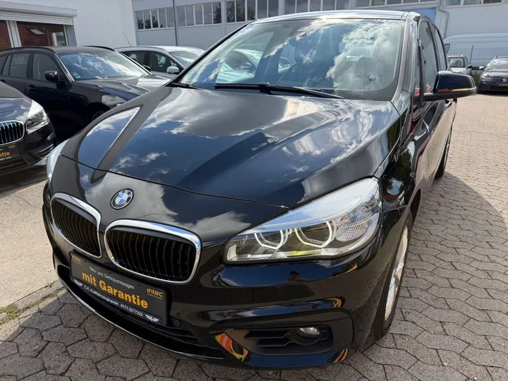 BMW 216