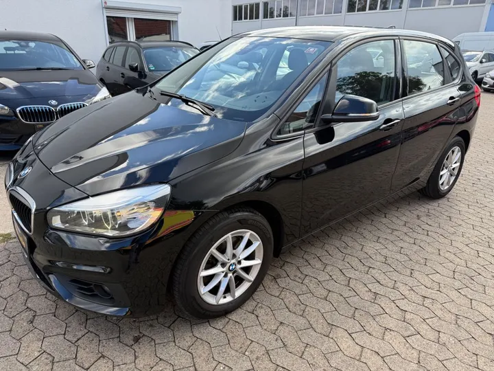 BMW 216